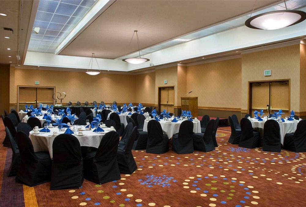 ดับเบิลทรี บาย ฮิลตัน เบเกอร์สฟิลด์ Hotel เบเกอร์สฟีลด์ ร้านอาหาร รูปภาพ