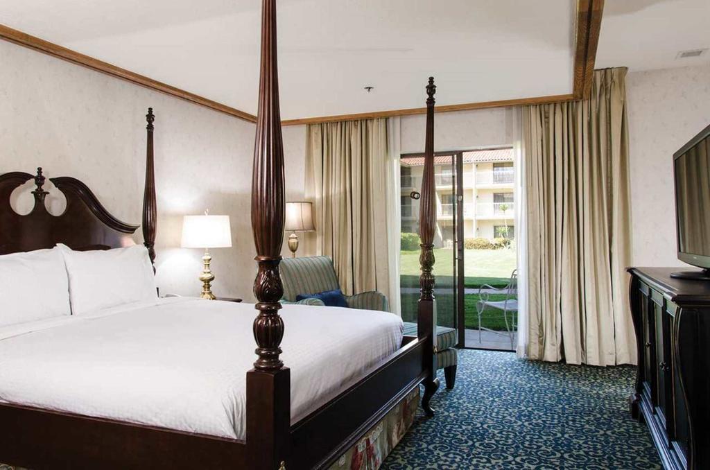 ดับเบิลทรี บาย ฮิลตัน เบเกอร์สฟิลด์ Hotel เบเกอร์สฟีลด์ ภายนอก รูปภาพ
