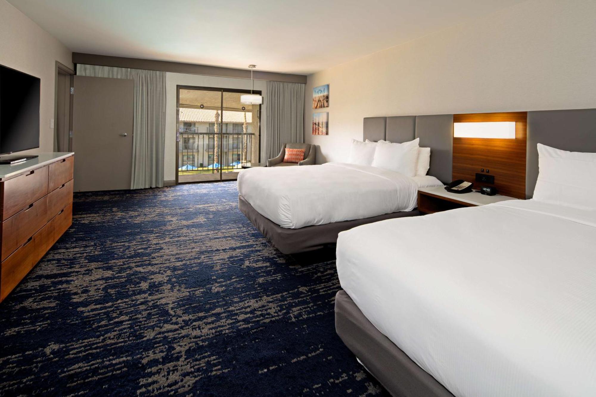 ดับเบิลทรี บาย ฮิลตัน เบเกอร์สฟิลด์ Hotel เบเกอร์สฟีลด์ ภายนอก รูปภาพ